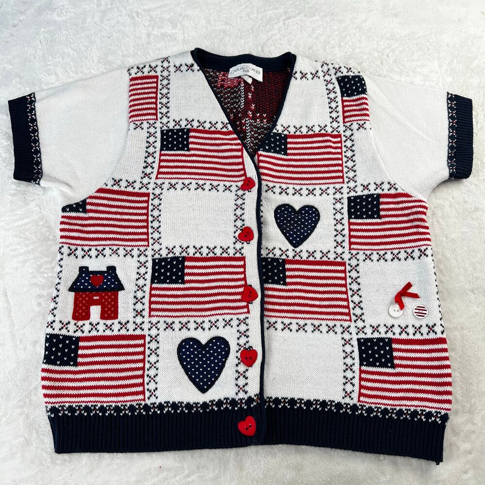 Casual Corner Vintage Patriotic Button up Sweater Cardigan SZ Medium Flags USA